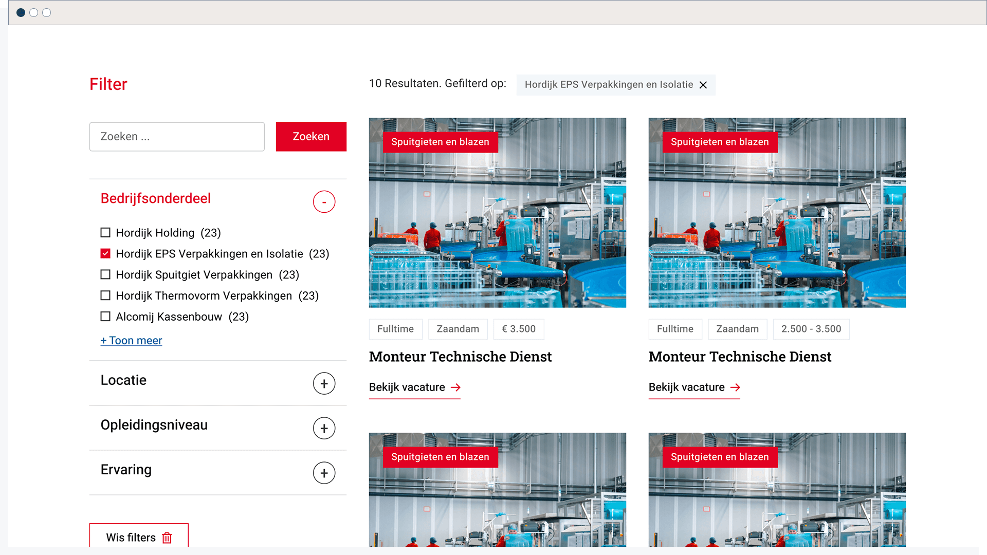Pagina van de website van Koninklijke Hordijk met vacatureoverzicht. Te zien zijn filters voor bedrijfsonderdeel en vacatures voor de functie Monteur Technische Dienst met productielijnen op de achtergrond.